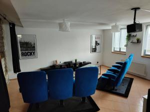 Cosy Ciné 8