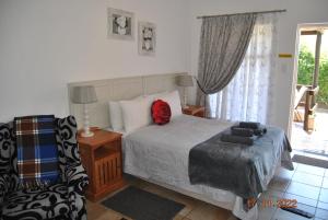 Dragonfly self catering