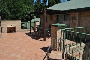 Dragonfly self catering