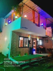 Daman Pool Villa Bungalow - Vapi