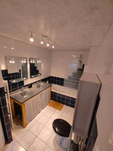 Appartements Cosy Cine 8 : photos des chambres