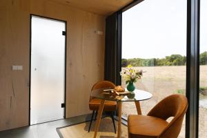 Mirror Houses Pound Farm - Pond OOD