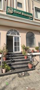 Hotel Sundram, Zirakhpur