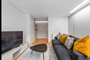 NEW LUX 2BR Flat Free Parking Cedofeita Porto