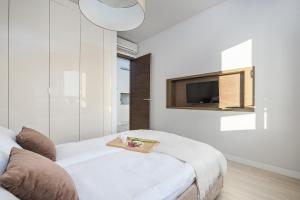 ShortStayPoland Platinum Towers Skyline