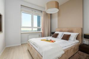 ShortStayPoland Platinum Towers Skyline