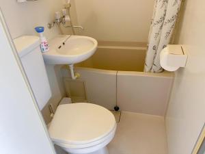 JR涩谷站步行8分最近车站步行4分免费WiFi直达东京原宿上野