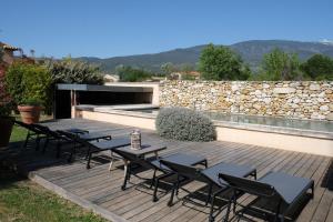 Villas Provencal farmhouse, Mont Ventoux view, 2 pools (1 heated), Bedoin - 10 people : photos des chambres