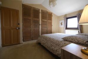 Villas Provencal farmhouse, Mont Ventoux view, 2 pools (1 heated), Bedoin - 10 people : photos des chambres