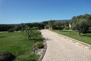 Villas Provencal farmhouse, Mont Ventoux view, 2 pools (1 heated), Bedoin - 10 people : photos des chambres