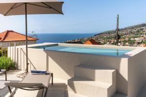 Beautiful villa with rooftop pool CarmHim