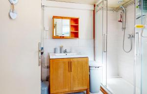 Maisons de vacances Nice Home In Neuville-Sous-Montreuil : photos des chambres