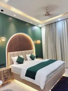 Cozy City Retreat, Luxurious 1BHK Omaxe Lucknow - Nilmatha