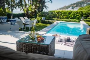 Paradise 4 Bed5bath, CliftonBeach-LionsHead views