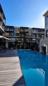 Sky Loft - Modern Oasis in the heart of the city