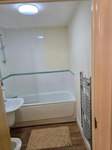 Luxury City Centre Apartment Sleeps up to 4 People High Speed Internet