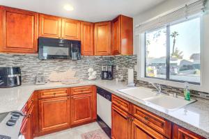 Golf Course On-Site Peaceful Condo in Palm Desert