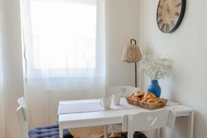 Home-Like Studio Walking Distance to the Old Town l Washing Machine l Bus Station Nearby