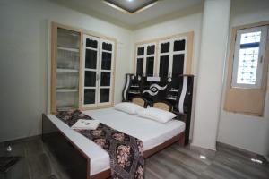 Rudhraks home stay