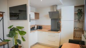Appart'hotels KoonTy - Chambres et Appartements a Landerneau : photos des chambres
