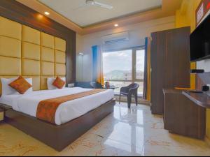 Mangal Hotel & Resorts Pool