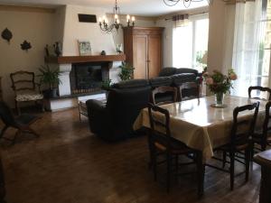 Maisons de vacances Maison avec piscine privative Taillades Luberon LS2-281 : photos des chambres