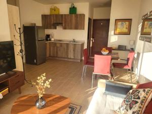 Condo PH Lago Luna, Chante