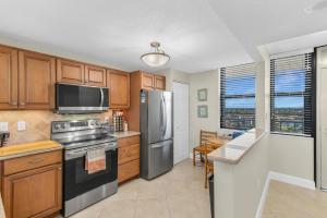 Beachfront 2 Bed 12th Floor I Updated