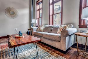 2 BR La Crosse 2 Blocks to La Crosse Center