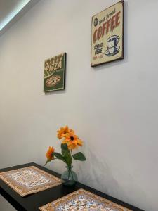 Cozy home in authentic neighborhood