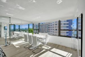 Luxury Ocean View Condo with Beach Service 1521