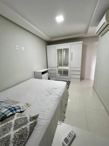 Casa alto padrão com piscina