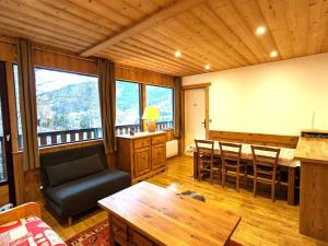 Appartement cosy 4-6 pers balcon, ski au pied, parking couvert - FR-1-459-27