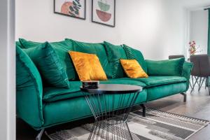 THE PLACE, Self check-in