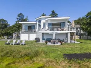 Luxurious Waterfront Retreat in Ogunquit Maine perfect for your Family - Ogunquit