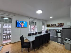 Authentic Belgrade Centre Apartment #2, Four Bedrooms, One full Bathroom, One Toilet