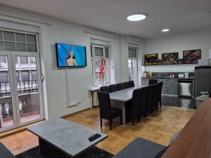 Authentic Belgrade Centre Apartment #2, Four Bedrooms, One full Bathroom, One Toilet