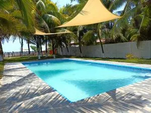 Las Brisas Casa frente al mar Costa del Sol - San Rafael Tasajera