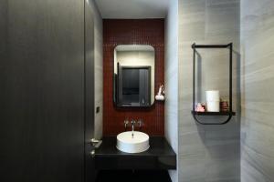 The Edge Central Pattaya - Luxury 1 Bedroom Apartment - Seaview 17th floor #304