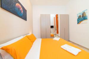 B&B in Naples City Center - Vacation Apartment near the Train Station & Top Naples Attractions