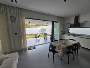 Private Accommodation Nino No 1