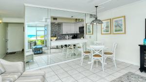 LaPlaya 106A Beach front Just steps to the white sand and turquoise Gulf of Mexico