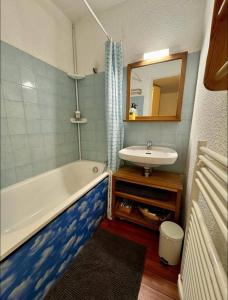 Studio isola 2000 st claire