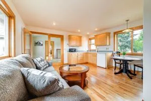 Romantic Vineyard Getaway in Oakland Mtn Views! - Sutherlin