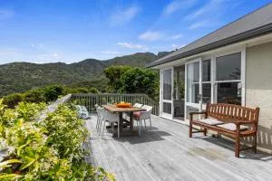 Belmont Beach House - Whangarei Heads Escape - Taurikura