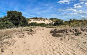 Appartements Cozy Apartment In Bray-Dunes With Wifi : photos des chambres