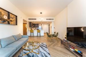 Dubai Luxe Haven - World Record Residence