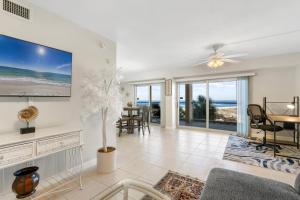 Regency Towers Unit 406W