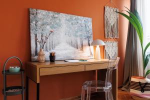 Sunny Apartments with Terrace & River View Old Town