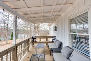 Lakefront Getaway with Porch in Athens Area!